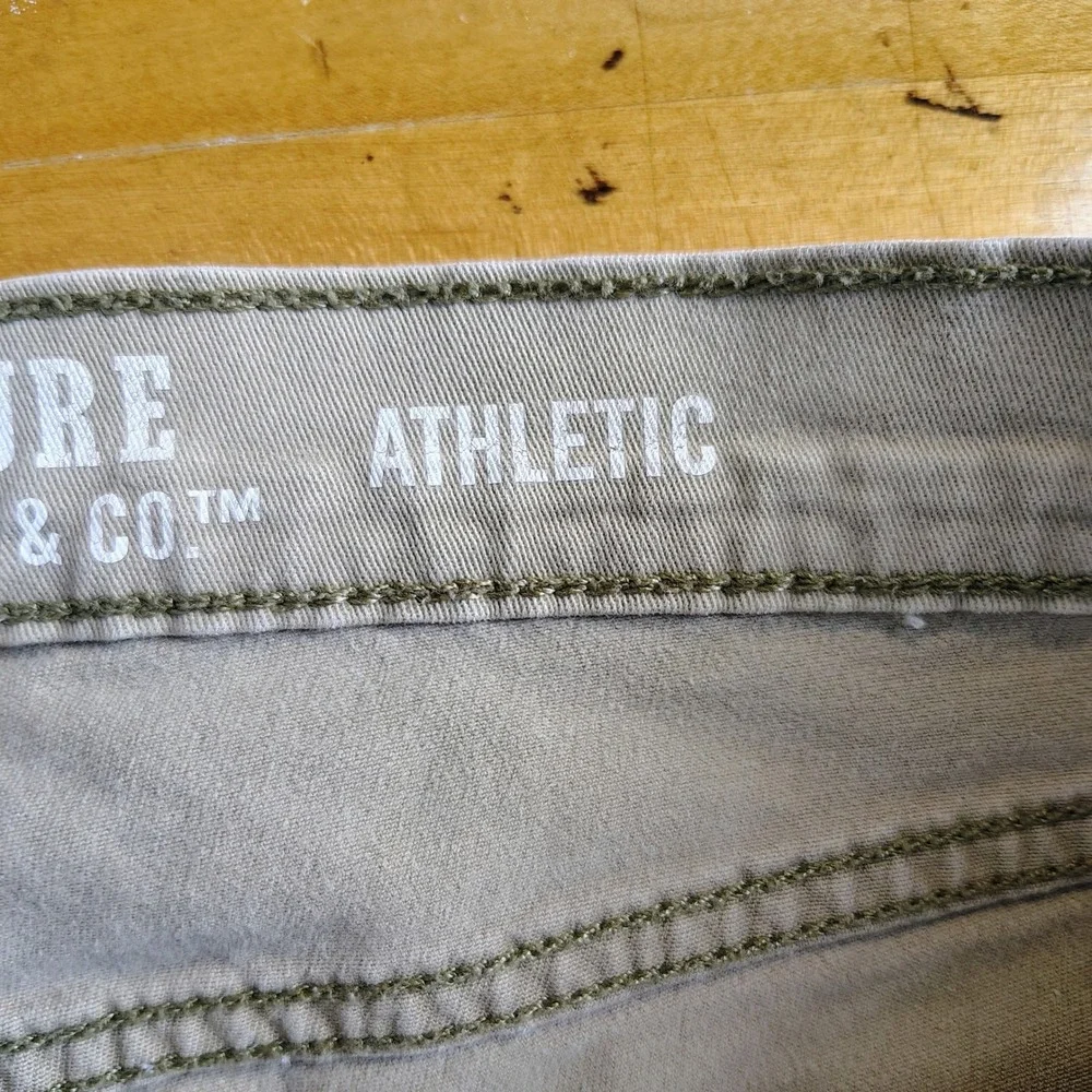 Signature by Levi Strauss & Co Mens Athletic Fit Khaki Tan Jeans W36 L30 work